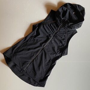Lululemon Women's Black Stow Hood Running Vest